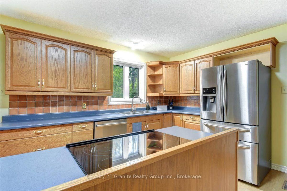 32 Firehall Lane • Bancroft, ON photo 5