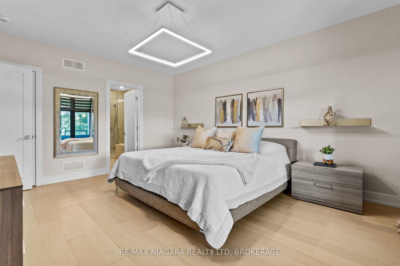 37 PEACH TREE Common • St. Catharines, ON photo 16