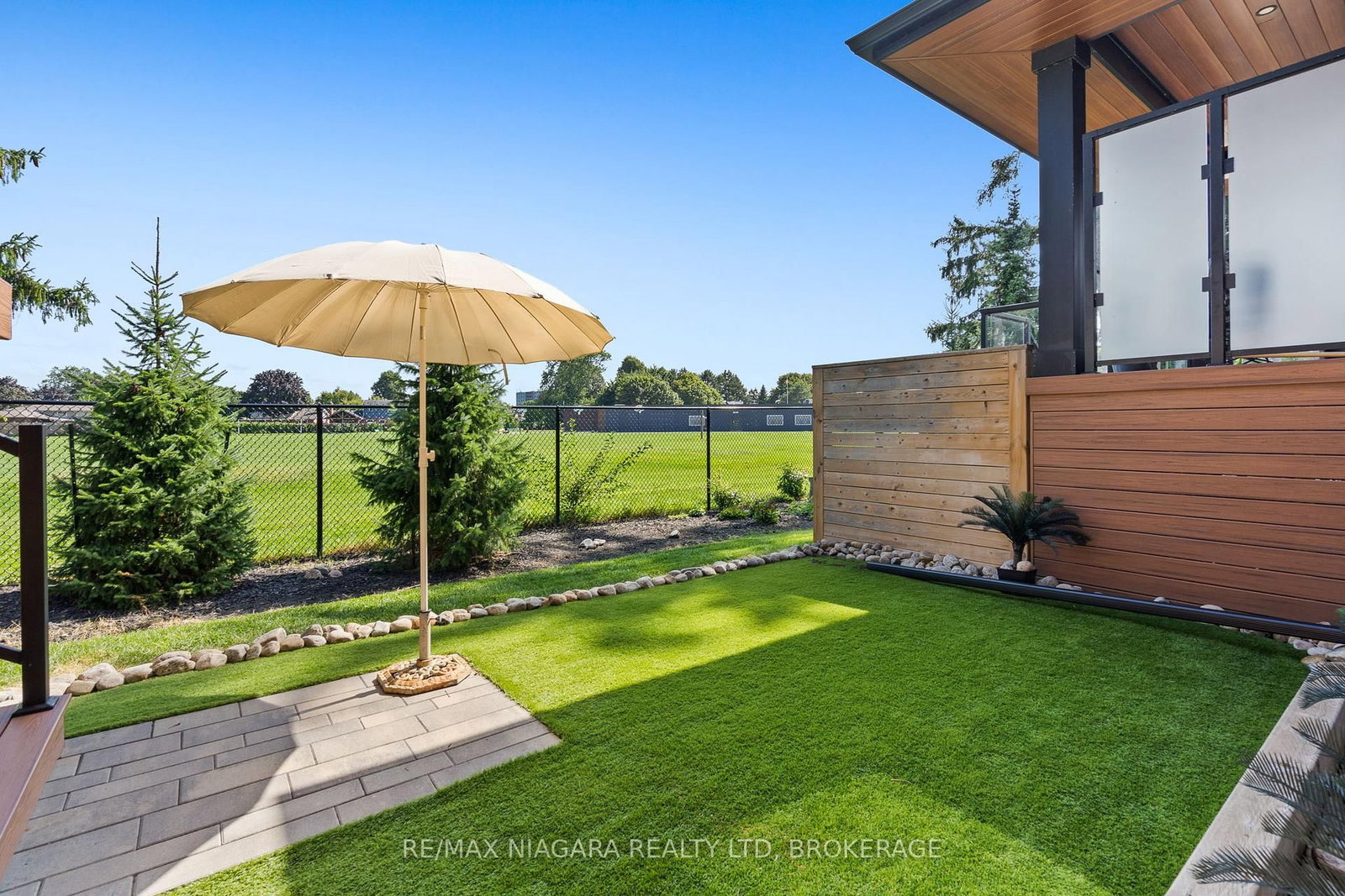 37 PEACH TREE Common • St. Catharines, ON photo 32