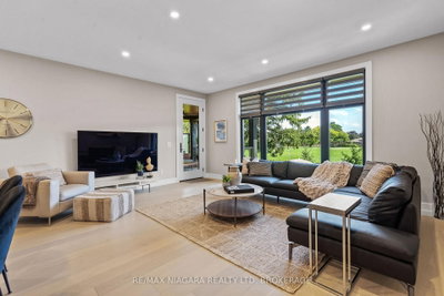 37 PEACH TREE Common • St. Catharines, ON photo 5