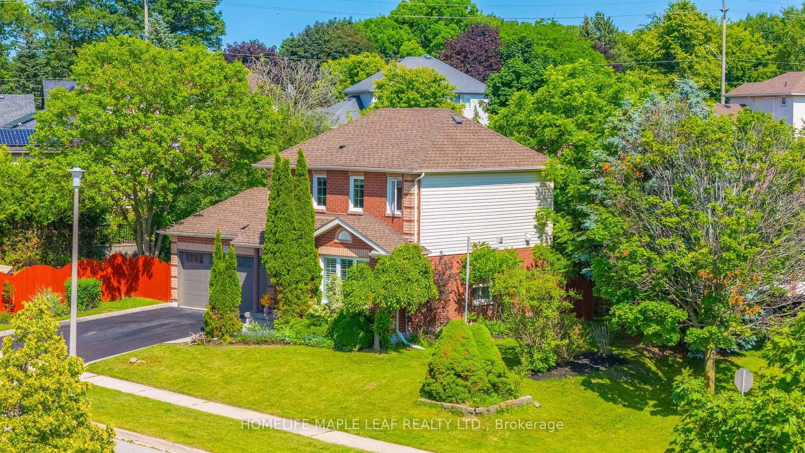 191 Stirling Macgregor Drive • Cambridge, ON photo 4