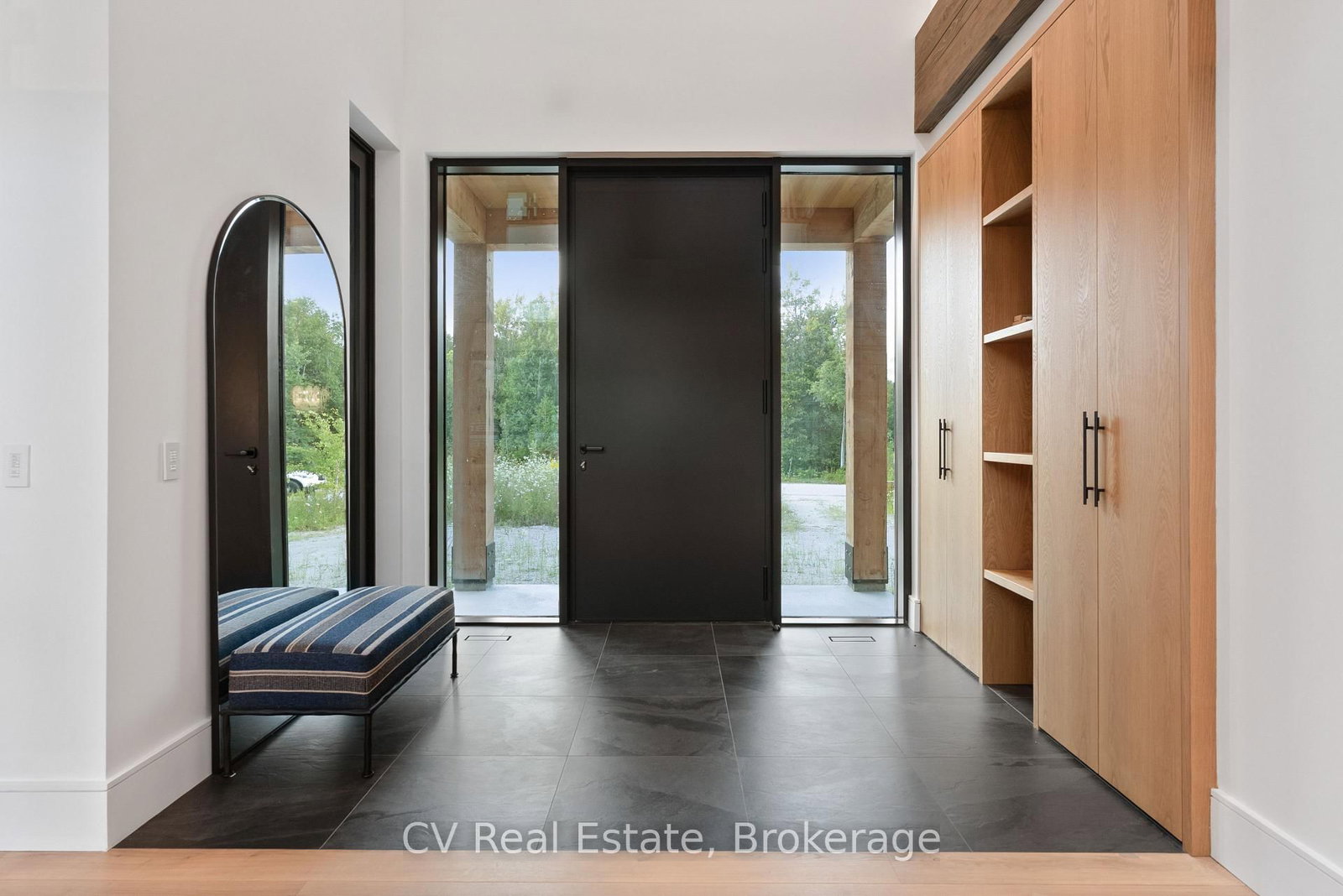 150 Delphi Lane • Blue Mountains, ON photo 4
