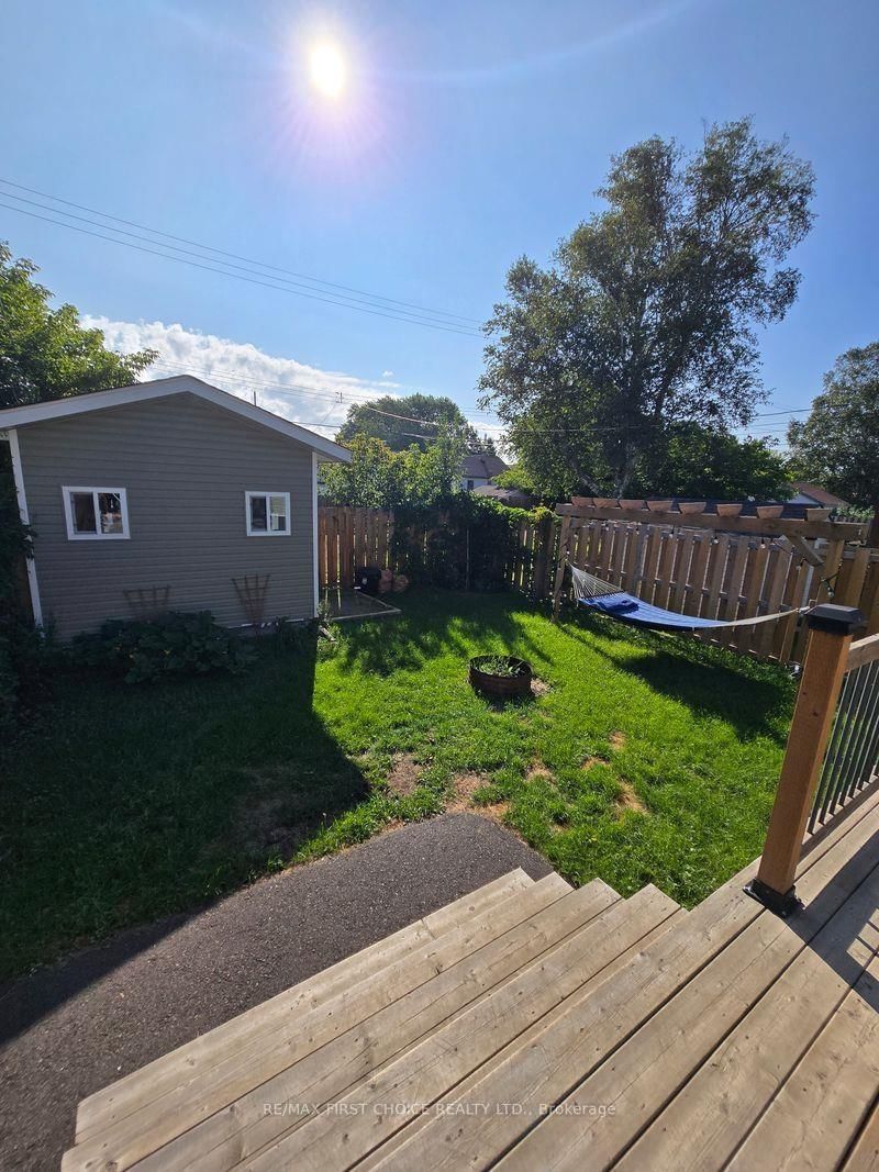 734 Franklin Street S • Thunder Bay, ON photo 8
