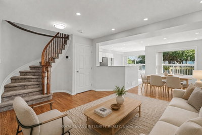 15 Angus Drive • Ottawa, ON photo 6