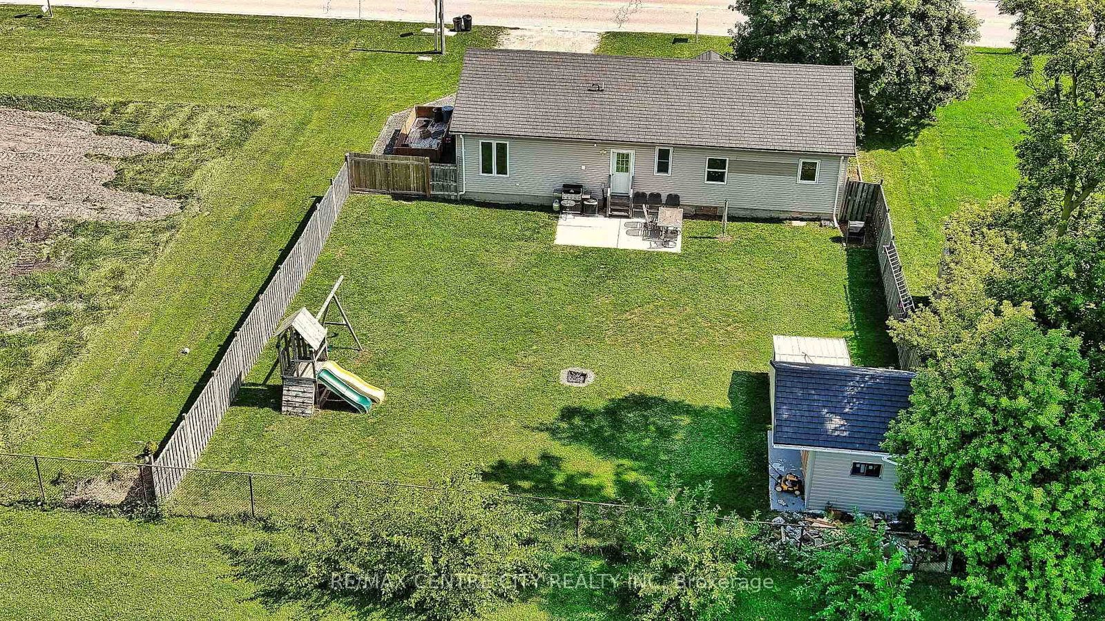 244 CURRIE Road • Dutton/Dunwich, ON photo 37