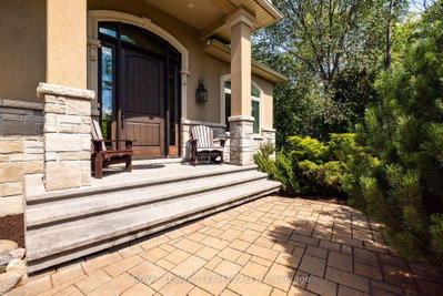 1517 Monaghan Lane • Ottawa, ON photo 4