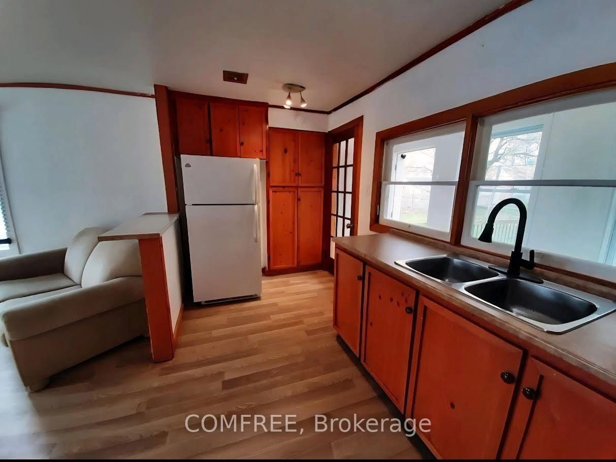 84 Carleton Street • Kingston, ON photo 20