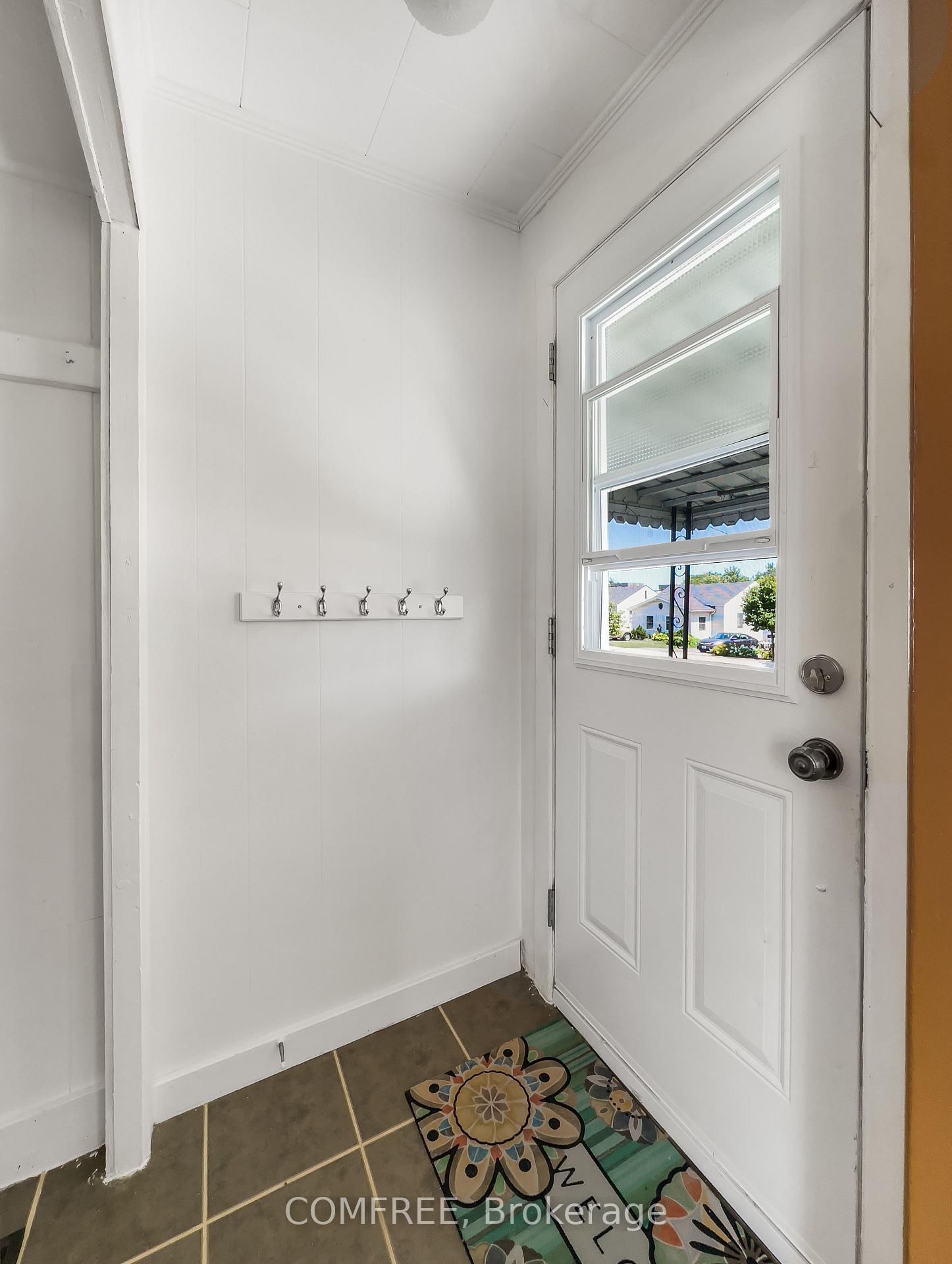 84 Carleton Street • Kingston, ON photo 4