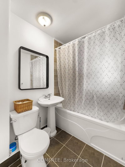 84 Carleton Street • Kingston, ON photo 9