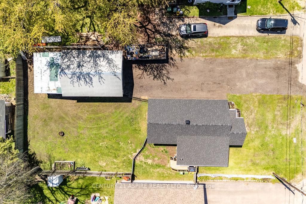 20 Hilda Street • Petawawa, ON photo 13