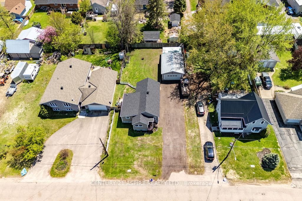 20 Hilda Street • Petawawa, ON photo 14