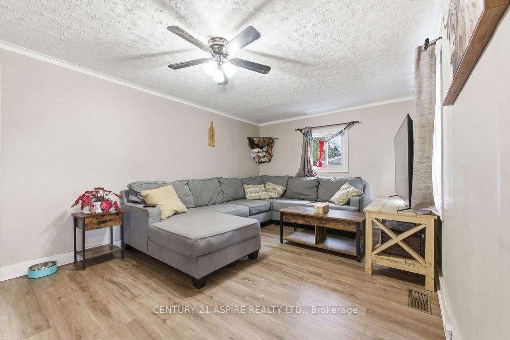 20 Hilda Street • Petawawa, ON photo 19