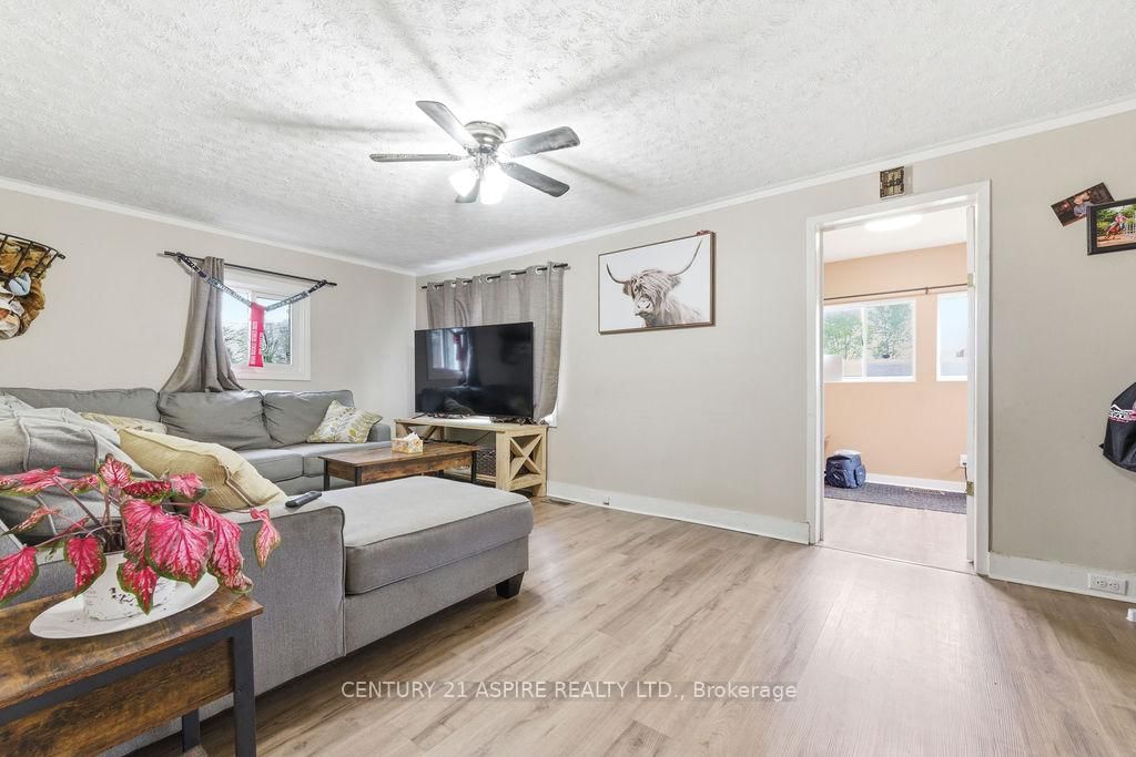 20 Hilda Street • Petawawa, ON photo 22