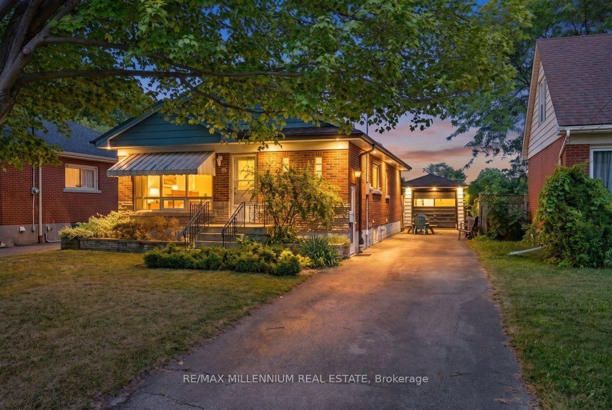 37 Radford Street • Hamilton, ON photo 1