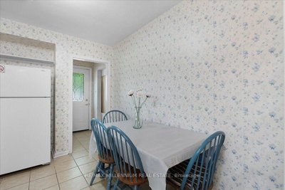 37 Radford Street • Hamilton, ON photo 8