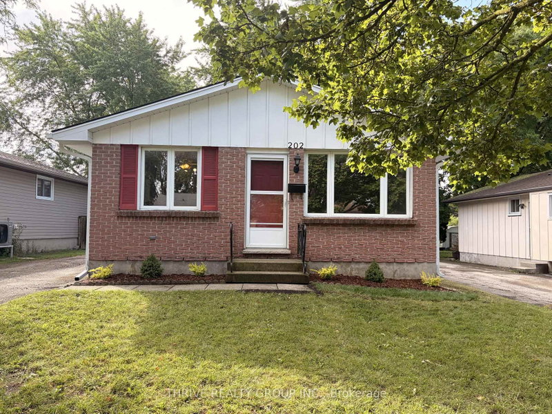 202 Muriel Crescent