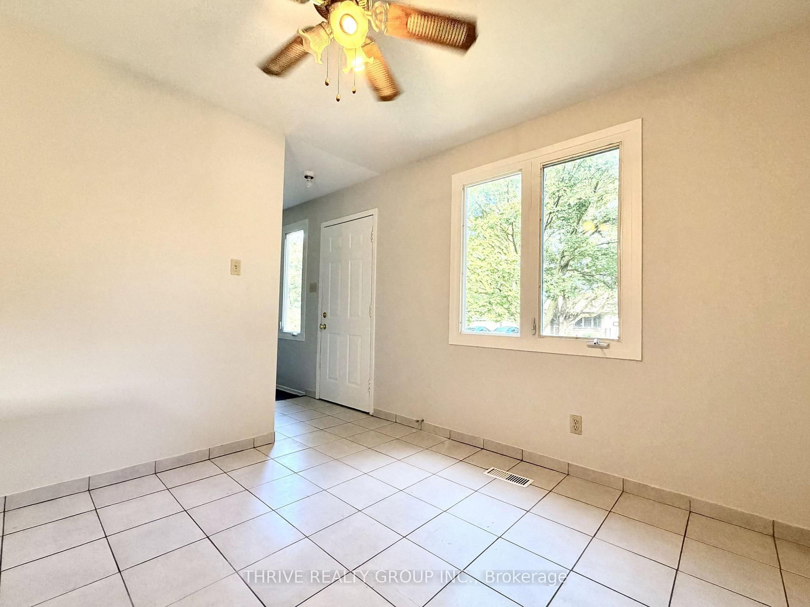 202 Muriel Crescent, London South 3