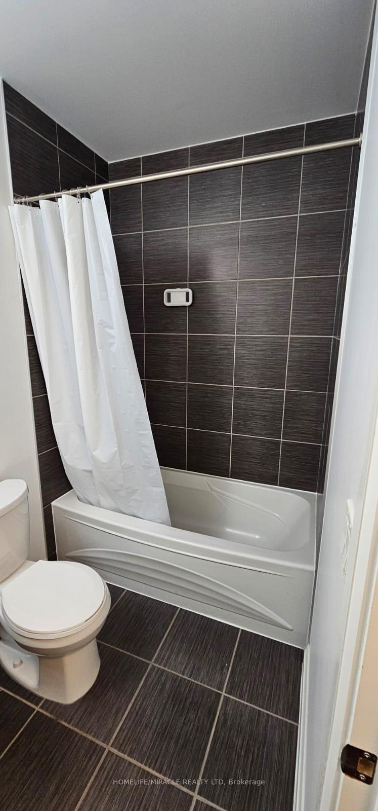 112 King Street • #707 • Hamilton, ON photo 33