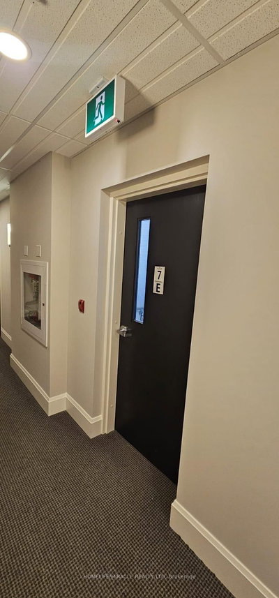 112 King Street • #707 • Hamilton, ON photo 6