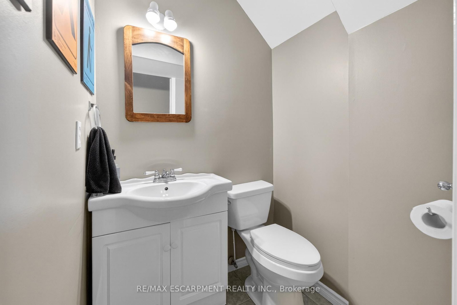 23 Watsons Lane • #31 • Hamilton, ON photo 30