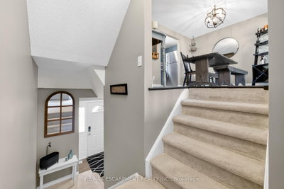 23 Watsons Lane • #31 • Hamilton, ON photo 4