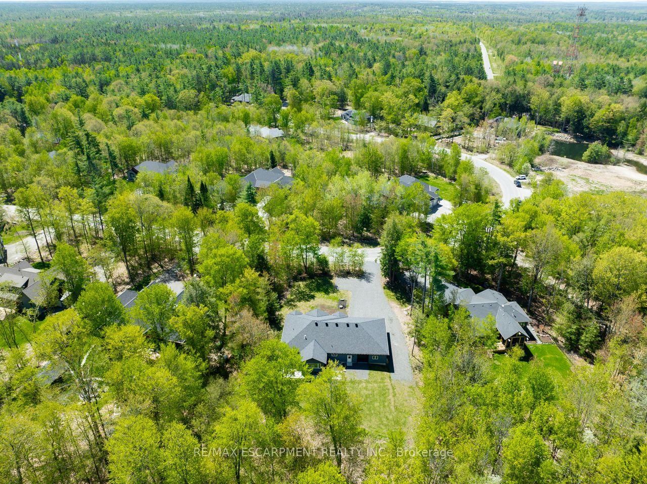 1068 Xavier Street • Gravenhurst, ON photo 44