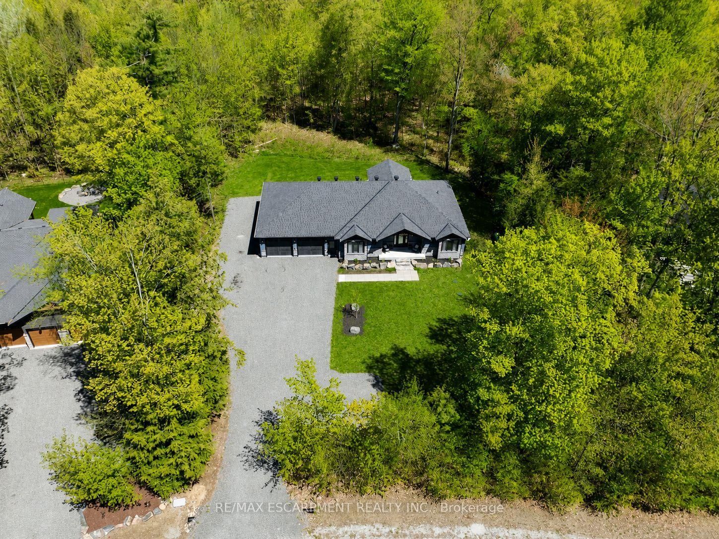 1068 Xavier Street • Gravenhurst, ON photo 47