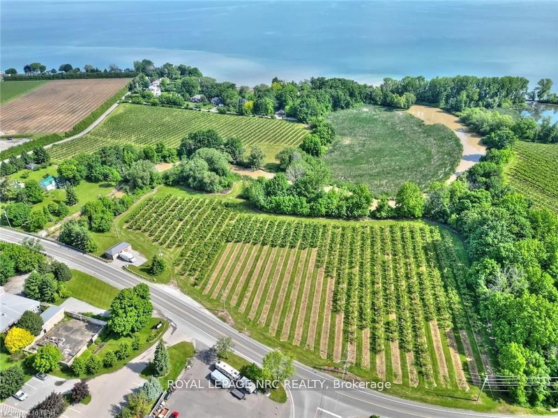1332 Lakeshore Road, Niagara-on-the-Lake