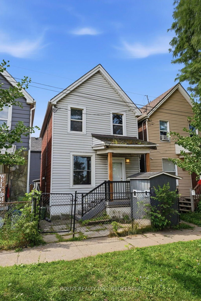 38 Mars Avenue