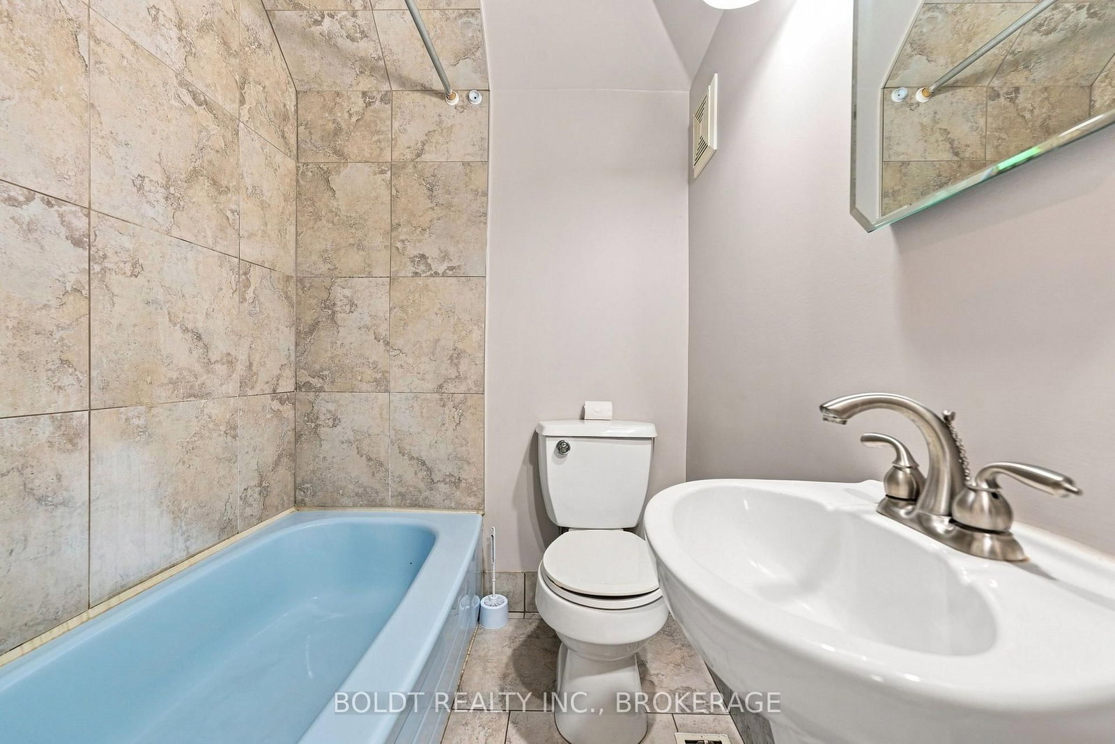 38 Mars Avenue • Hamilton, ON photo 15