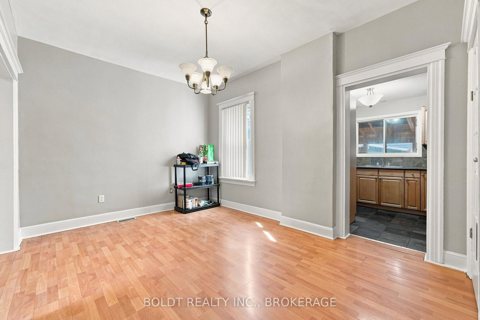 38 Mars Avenue • Hamilton, ON photo 9