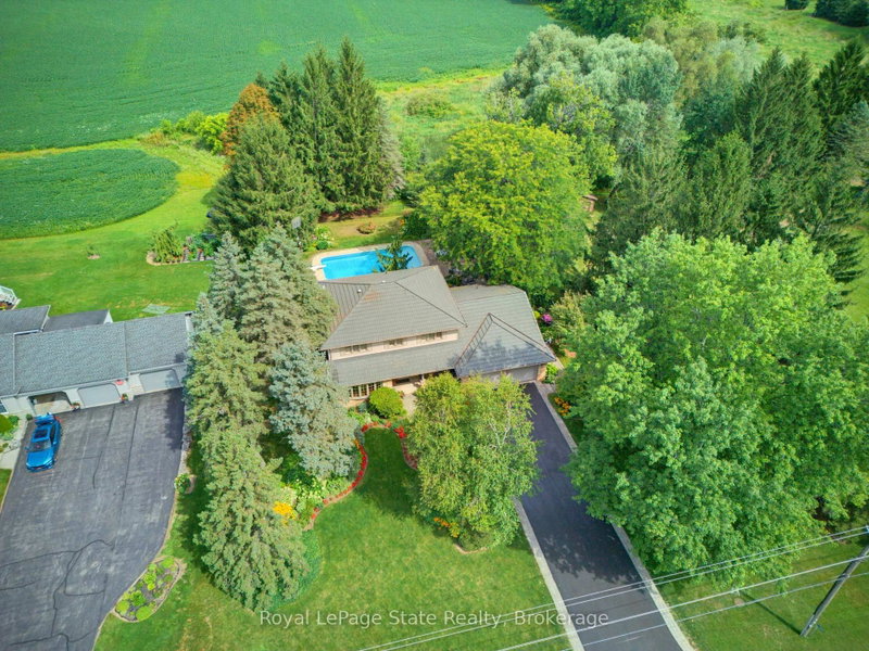 901 Safari Road