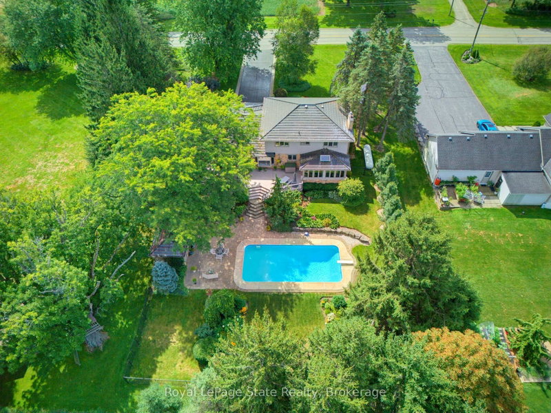 901 Safari Road