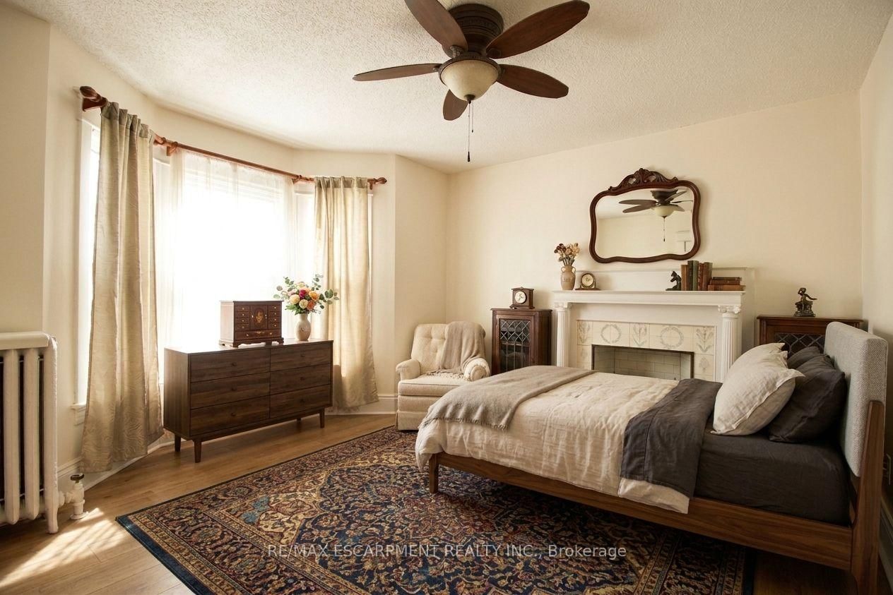 22 Blake Street • Hamilton, ON photo 21