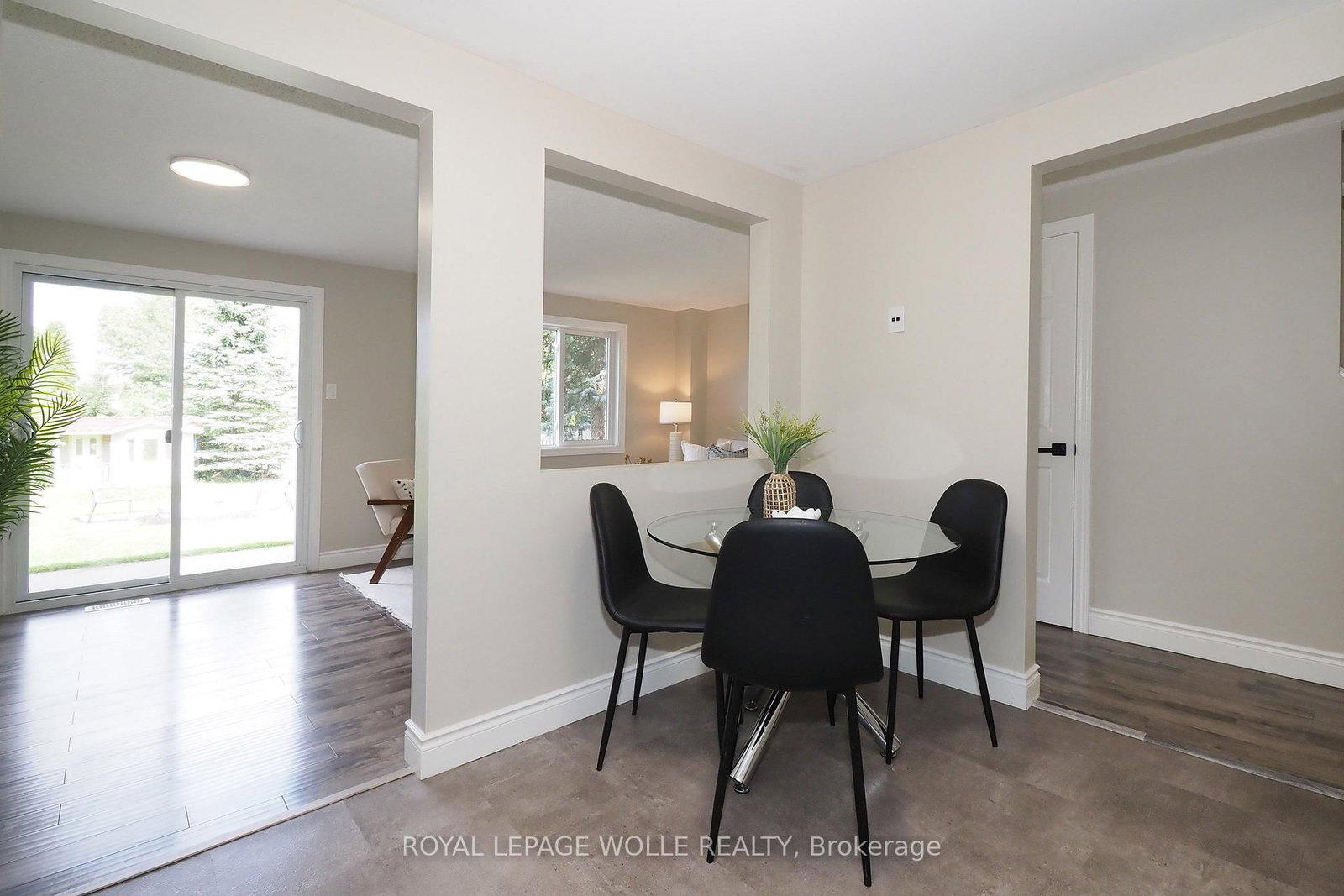 495 Misty Cres, Kitchener, view 19