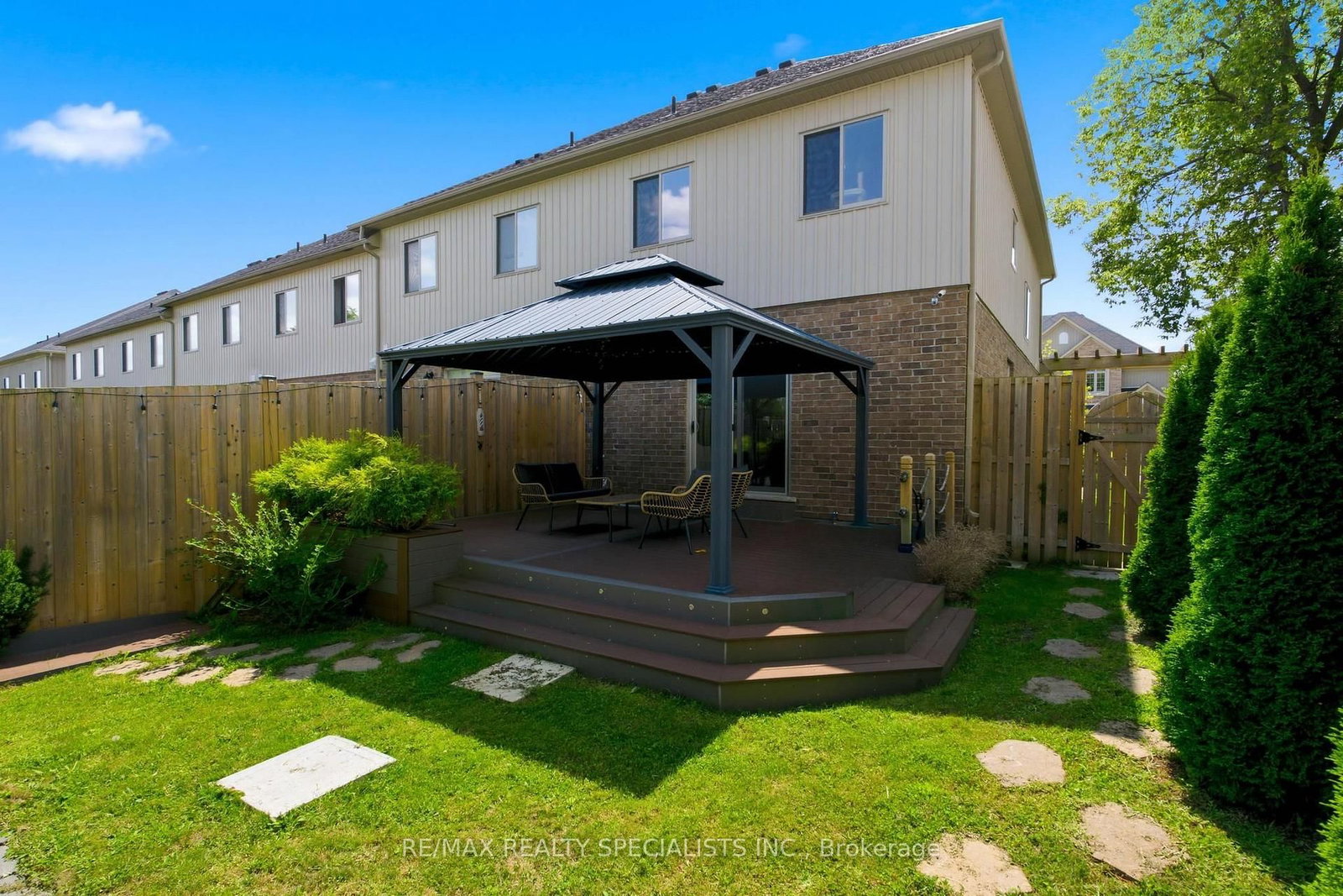 128 LAW Dr, Guelph, view 37