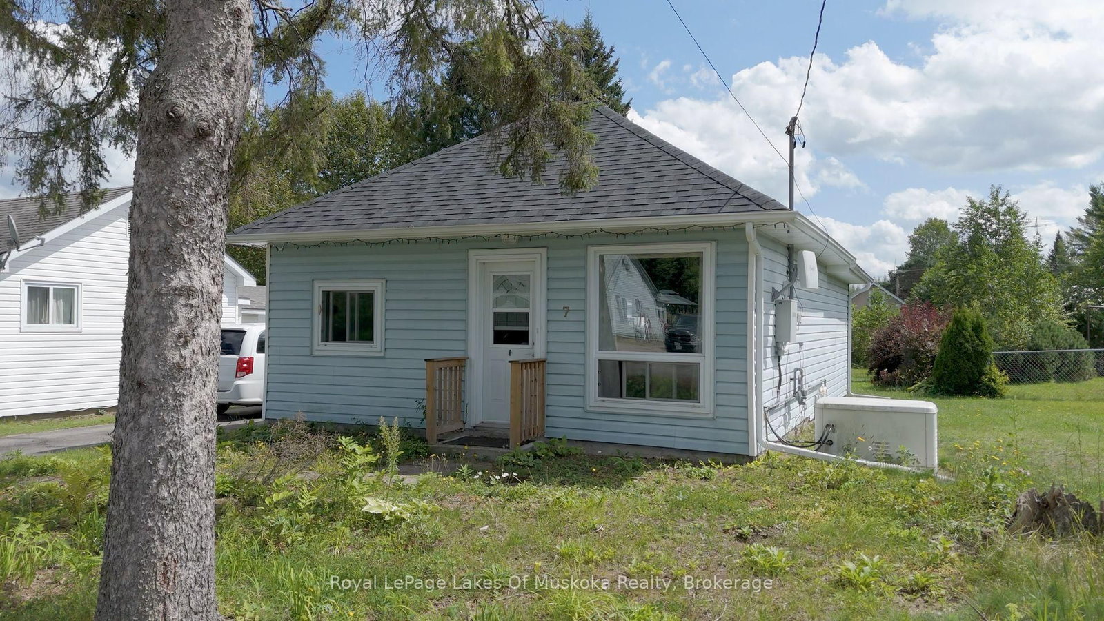 7 Maple Street • South River, ON photo 1