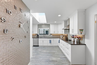 7435 Petrullo Court • Niagara Falls, ON photo 8