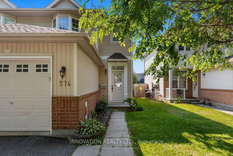 574 Aberfoyle Circle