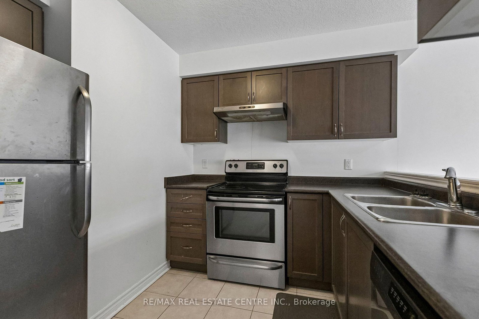 30O-30 Oldfield Dr, Guelph, view 15