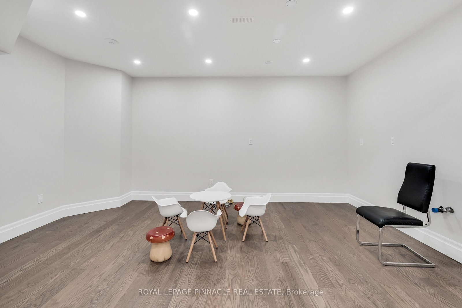 138 Woolwich Street S - Photo 39
