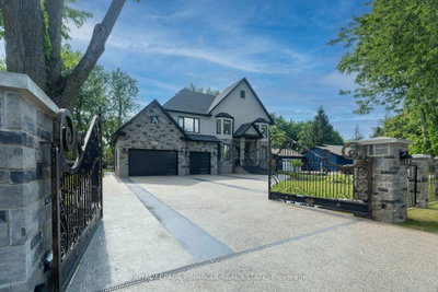 138 Woolwich Street S • Woolwich, ON photo 4