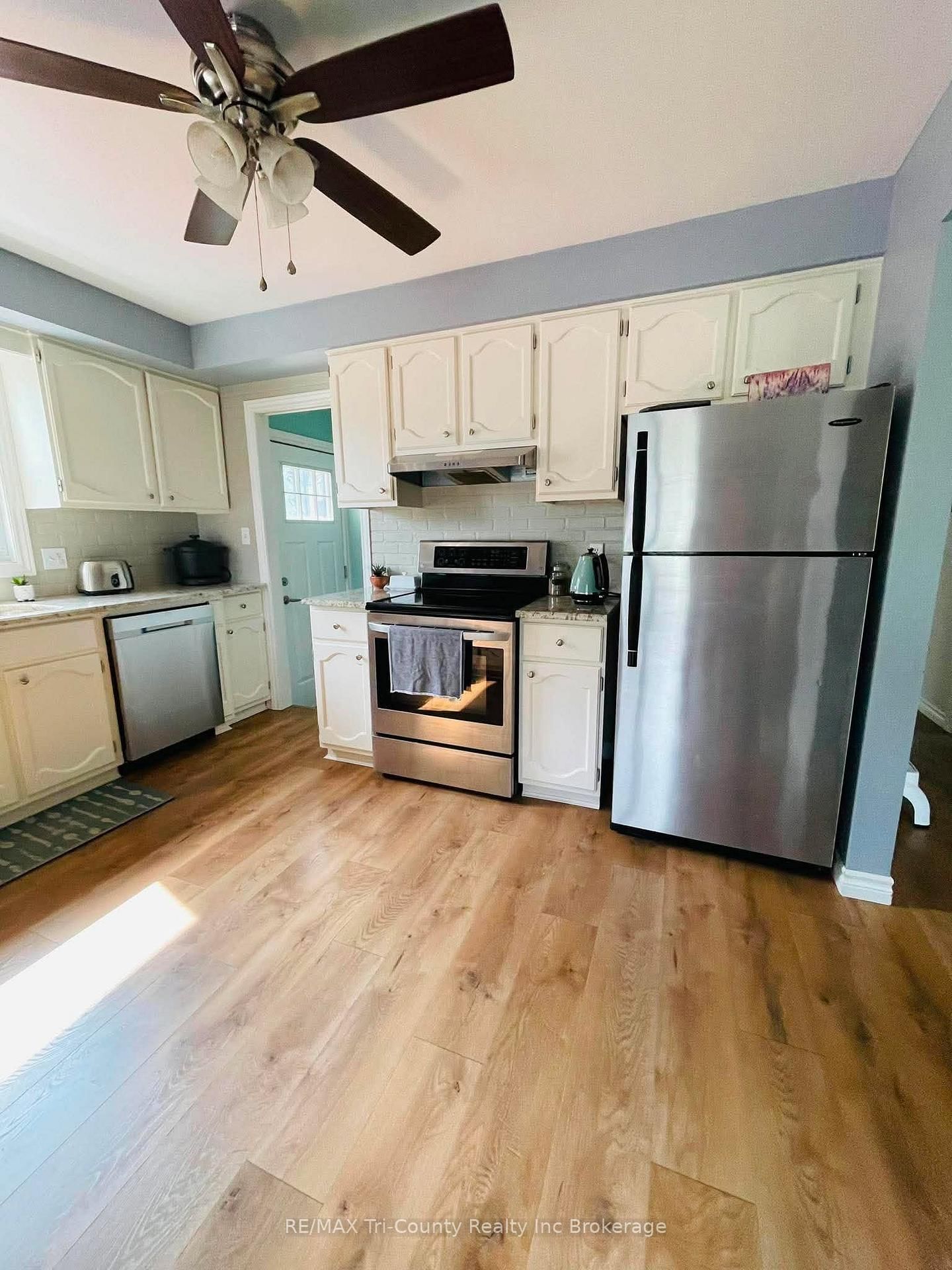 173 Carroll Street W • Strathroy-Caradoc, ON photo 16