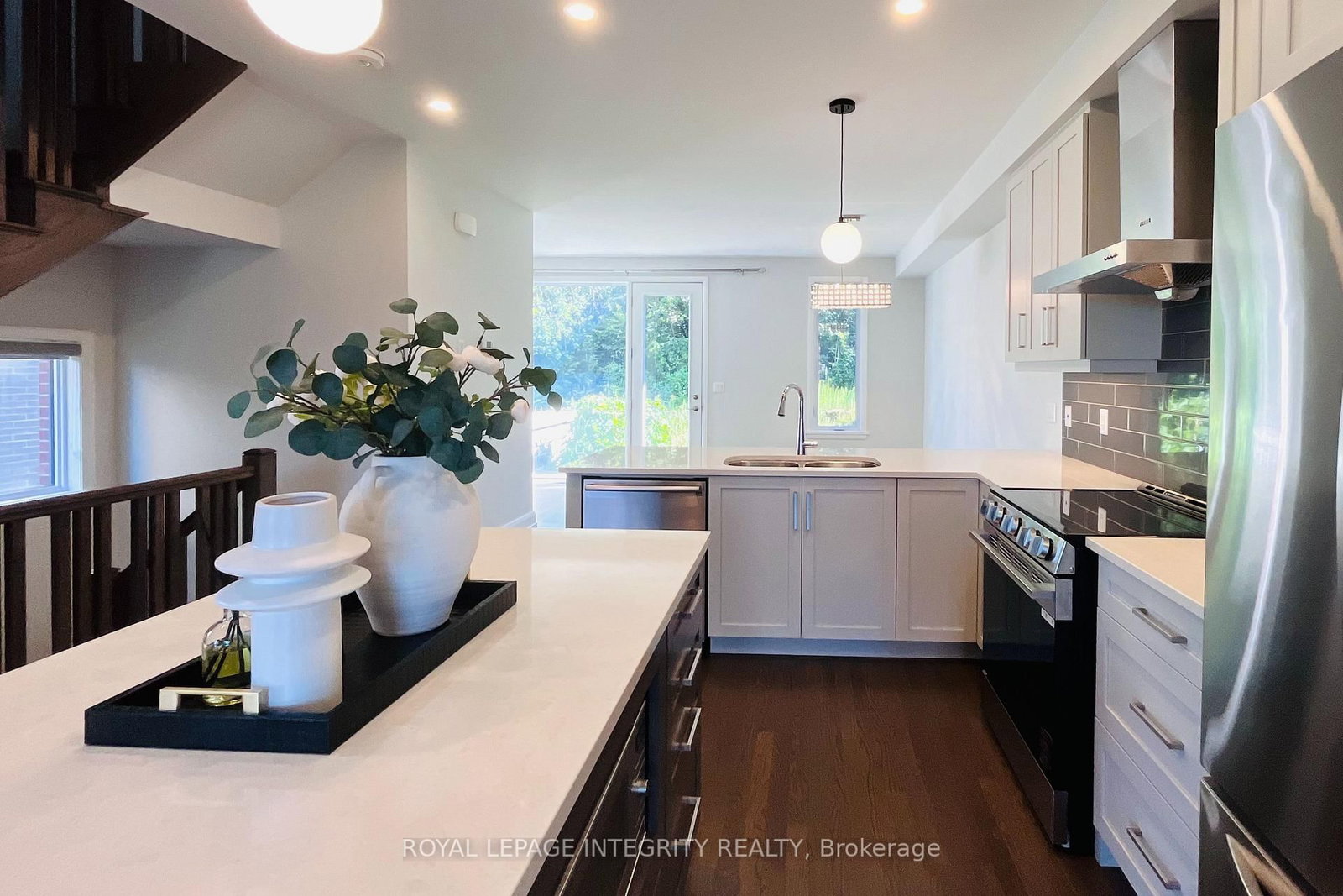 147 Boundstone Way • Ottawa, ON photo 8
