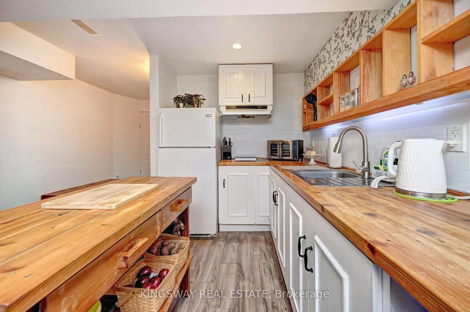 222 Baldwin Drive • Cambridge, ON photo 45