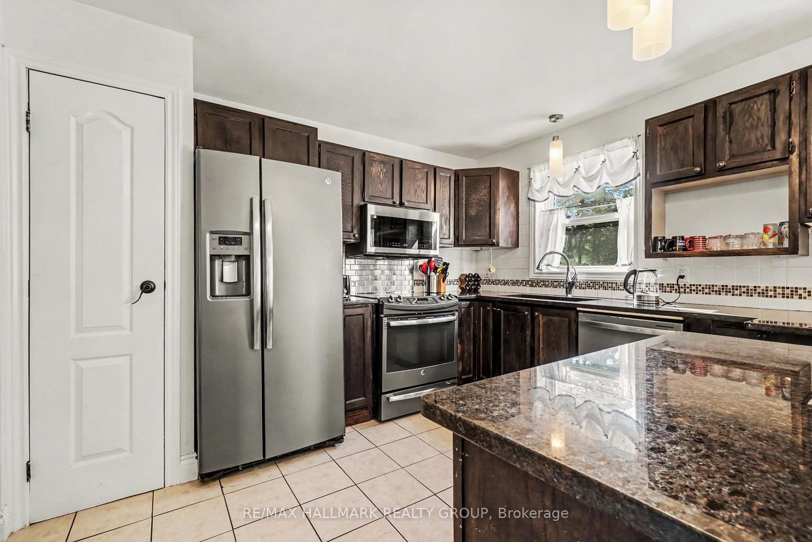 52 Castlebeau Street • Russell, ON photo 11