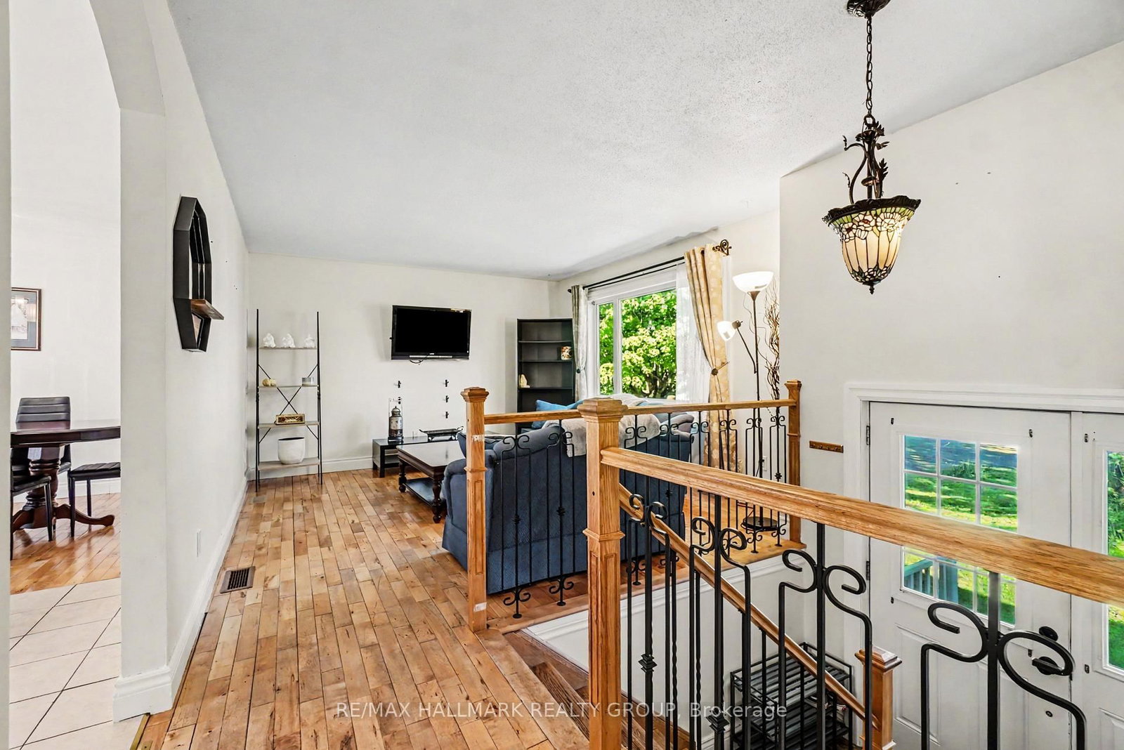 52 Castlebeau Street • Russell, ON photo 5