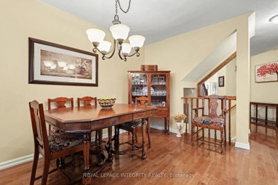 16 Streamwood Lane • Ottawa, ON photo 9