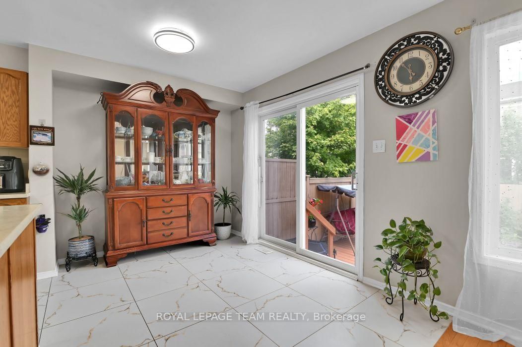 7 Karendale Street • Ottawa, ON photo 10