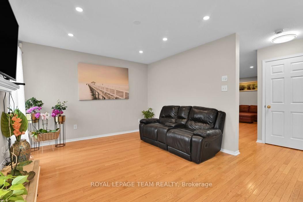 7 Karendale Street • Ottawa, ON photo 11